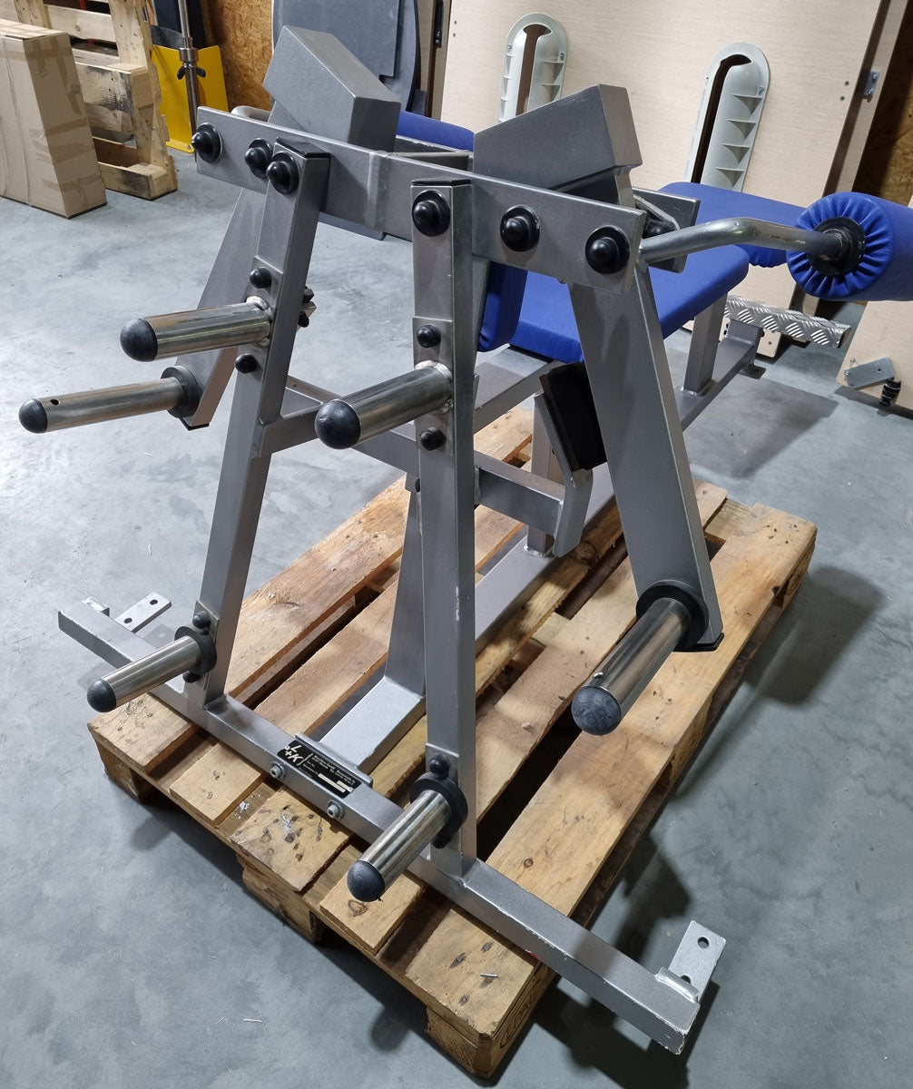 L+K Butterfly lying, Pec Fly lying, Plate loaded, Oldschool bodybuilding strength equipment, frame color silver, used - tested condition