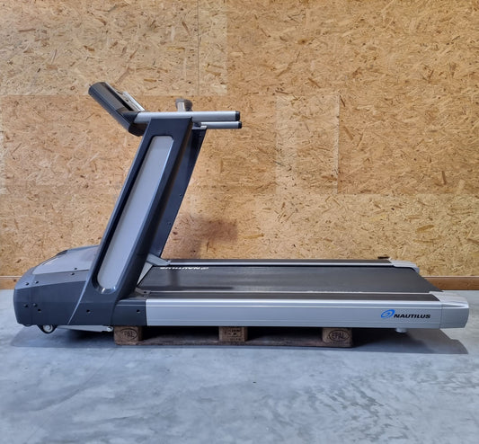 Nautilus T916 Laufband Treadmill, LED Konsole, gebraucht - überholter Zustand