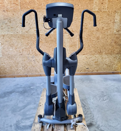 Nautilus E10 Crosstrainer Ellipsentrainer, Touch Display, gebraucht - überholter Zustand