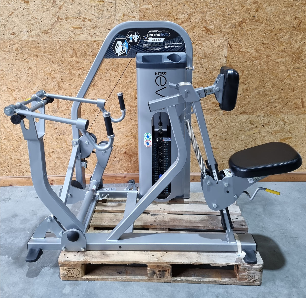 Nautilus Nitro Evo Kraftgeräte Set- 27 Fitnessgeräte und 5 Bänke im Set - gebraucht - TOP Zustand