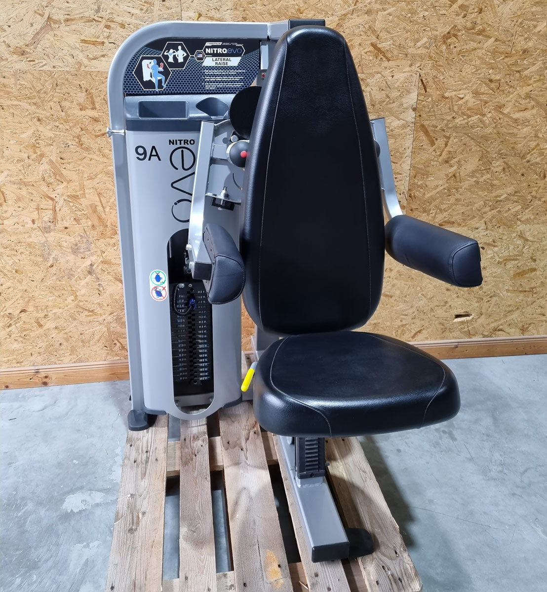 Nautilus Nitro Evo Strength Training Set - 27 fitness machines and 5 benches in a set - used - TOP condition
