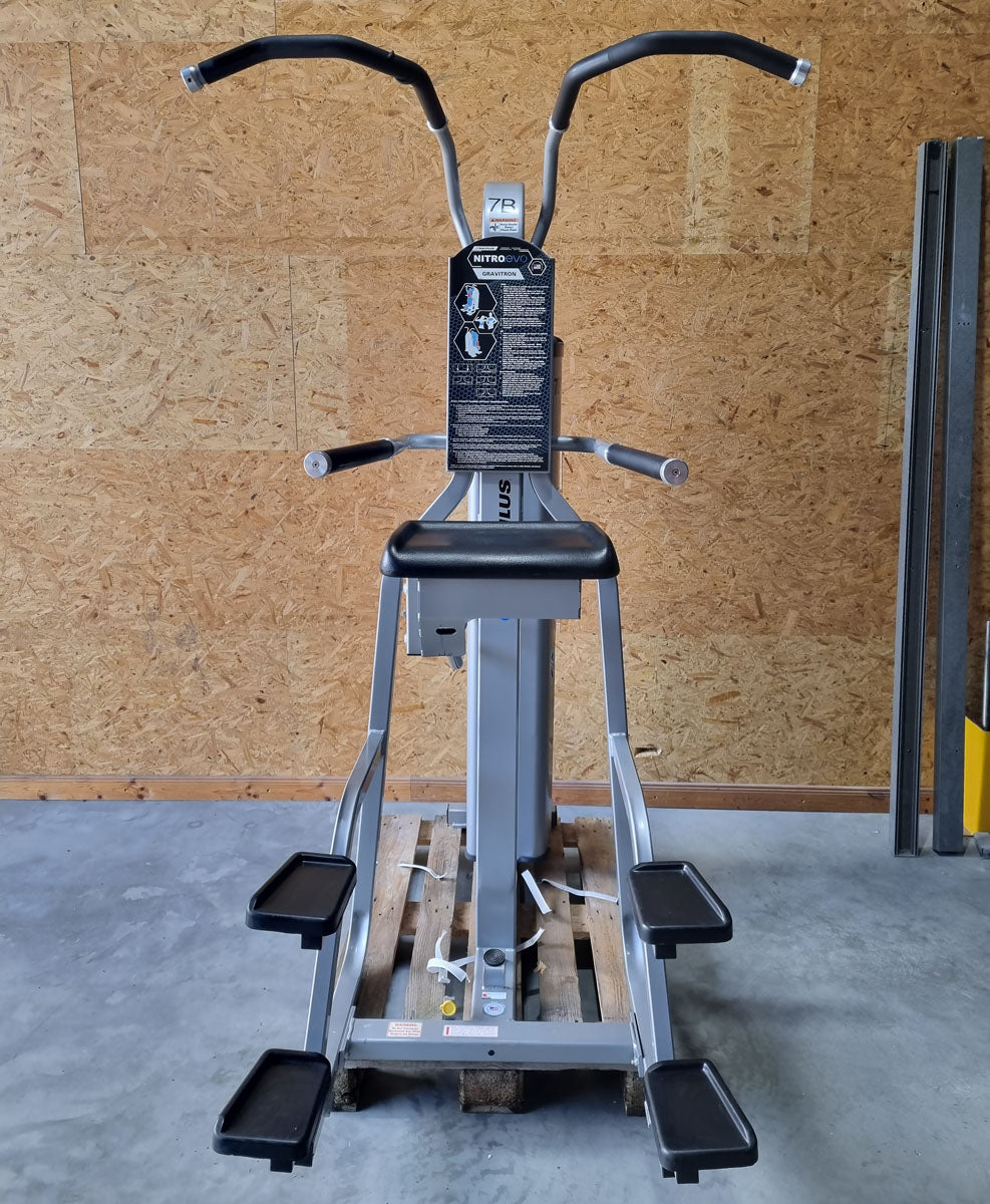 Nautilus Nitro Evo Kraftgeräte Set- 27 Fitnessgeräte und 5 Bänke im Set - gebraucht - TOP Zustand