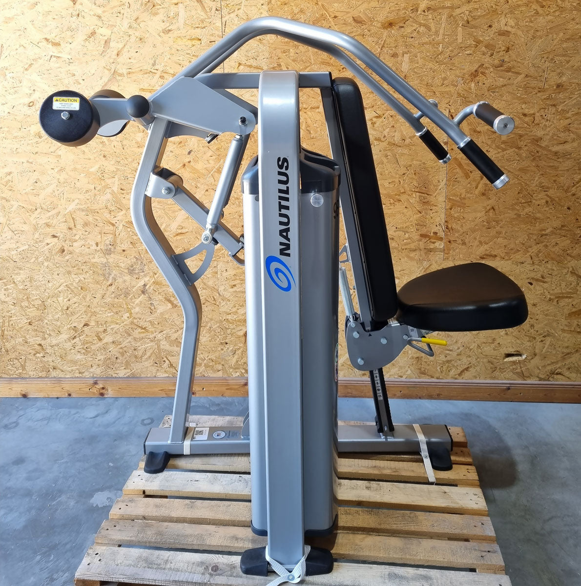 Nautilus Nitro EVO und Plus Serie - Kraftgeräte Set - 23 Fitnessgeräte und 3 Bänke im Set - gebraucht - TOP Zustand