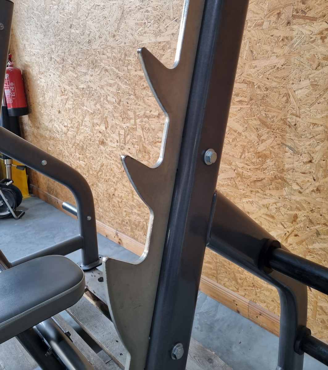 Olympia Flachdrückerbank, Olympic Flat Bench, Bankdrückbank Flach mit Ablagen, stabil, Rahmebfarbe Anthrazit, gebraucht - überholter Zustand