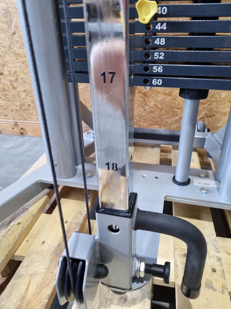 Proxomed Zugapparat Compass 530 - Seilzug höhenverstellbar, freistehend mit Stativ, Speedy Compact, MPG, Reha, Farbe Silber - gebraucht - überholter Zustand