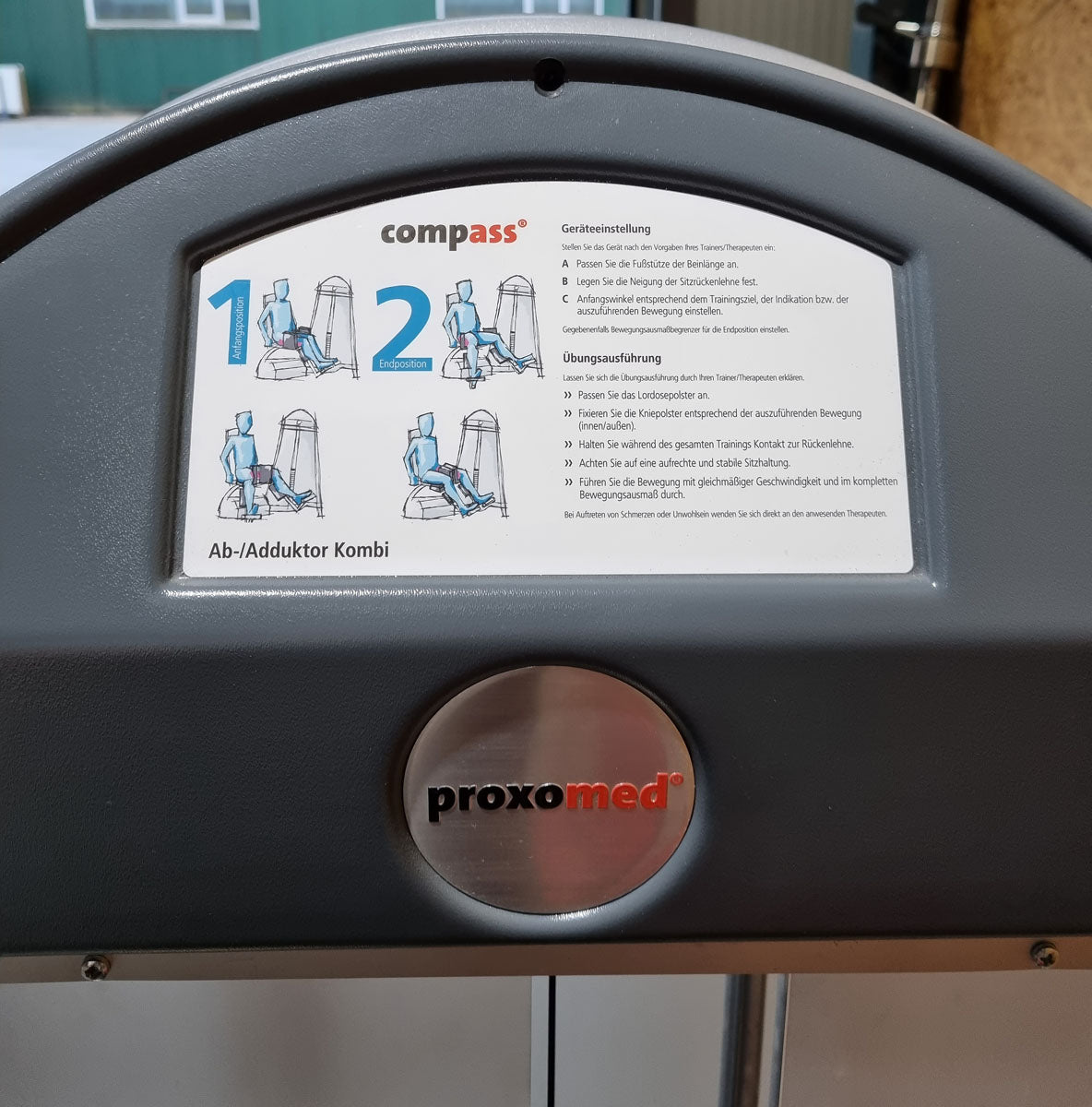Proxomed Ab-Adduktor Kombi, Compass 530, Abduktoren und Adduktoren 2 in 1 Kombigerät, MPG, Reha, Rahmenfarbe Silber, Polsterfarbe Rot, gebraucht - überholter Zustand