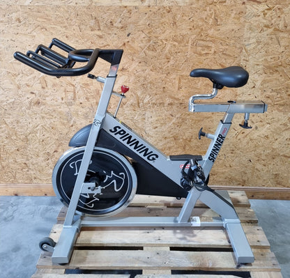 11 Stück im Set - Star Trac Spinner Pro Indoor Bike, Silber, gebraucht - geprüfter Zustand