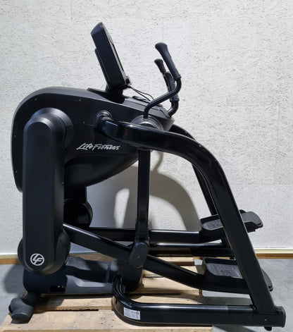 Life Fitness FlexStrider Trainer, Crosstrainer mit variabler Schrittlänge, Discover SE Touch Display Konsole, Elevation Series, gebraucht - überholter Zustand