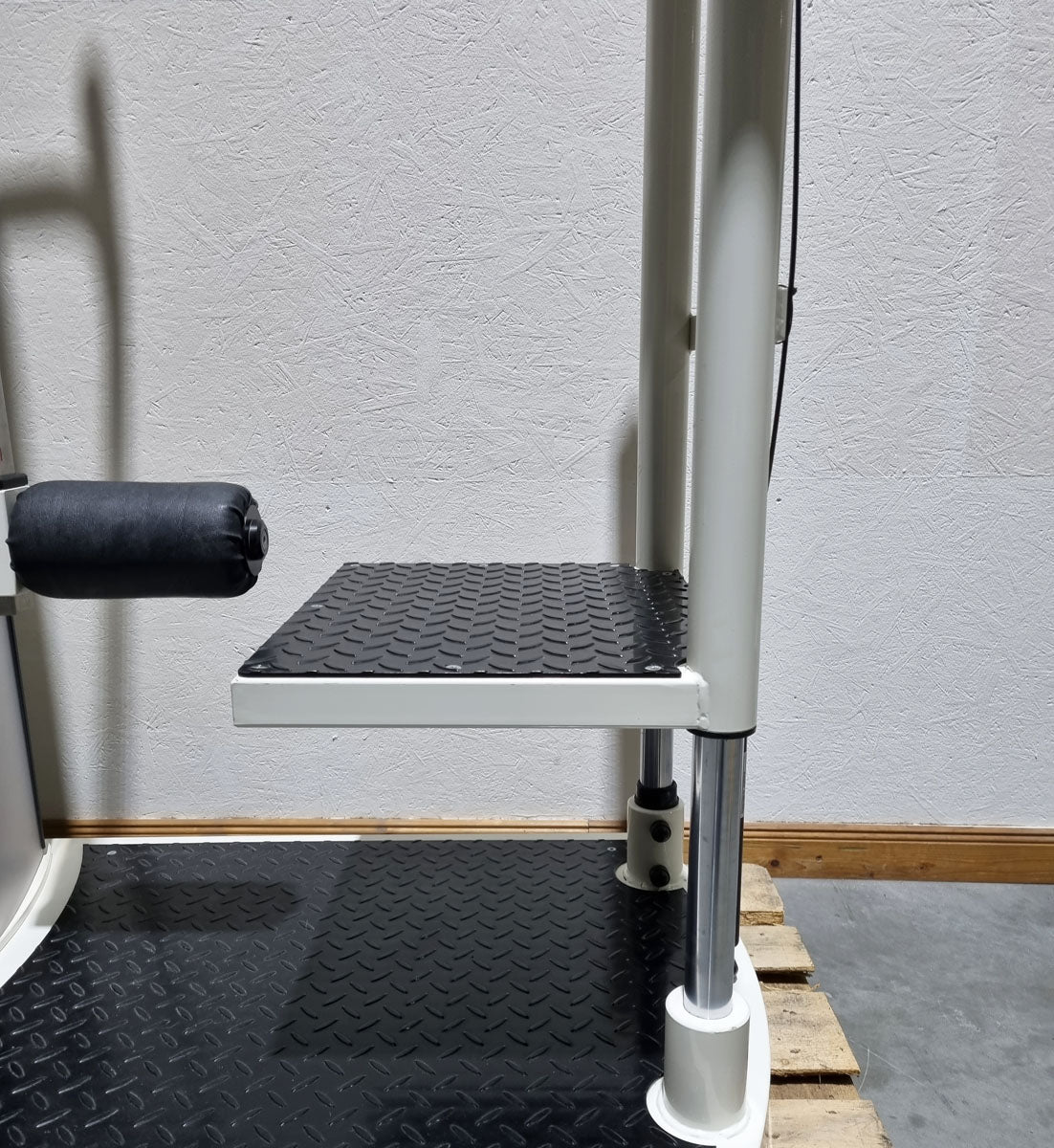 Pego Sport NordicLine hip pendulum, Multi Total Hip, kick machine, hip machine, MPG, frame color white, used - refurbished condition