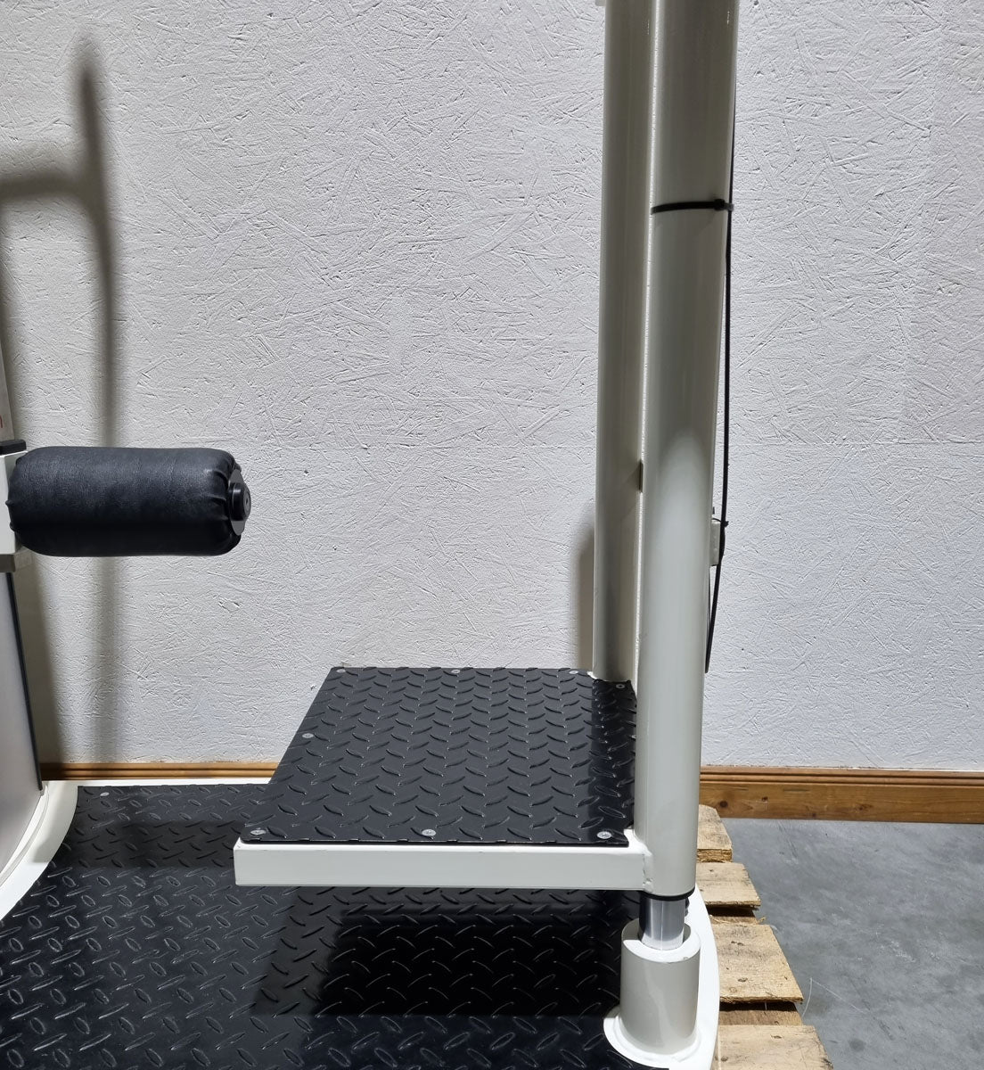 Pego Sport NordicLine hip pendulum, Multi Total Hip, kick machine, hip machine, MPG, frame color white, used - refurbished condition