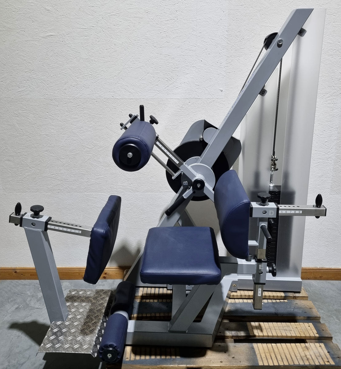 SVG Bauchbeuger / Rückenstrecker, Bauchmaschine und Rückenmaschine Kombigerät 2 in 1, MPG, gebraucht - überholter Zustand