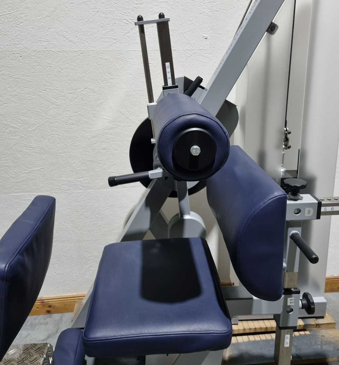 SVG Bauchbeuger / Rückenstrecker, Bauchmaschine und Rückenmaschine Kombigerät 2 in 1, MPG, gebraucht - überholter Zustand