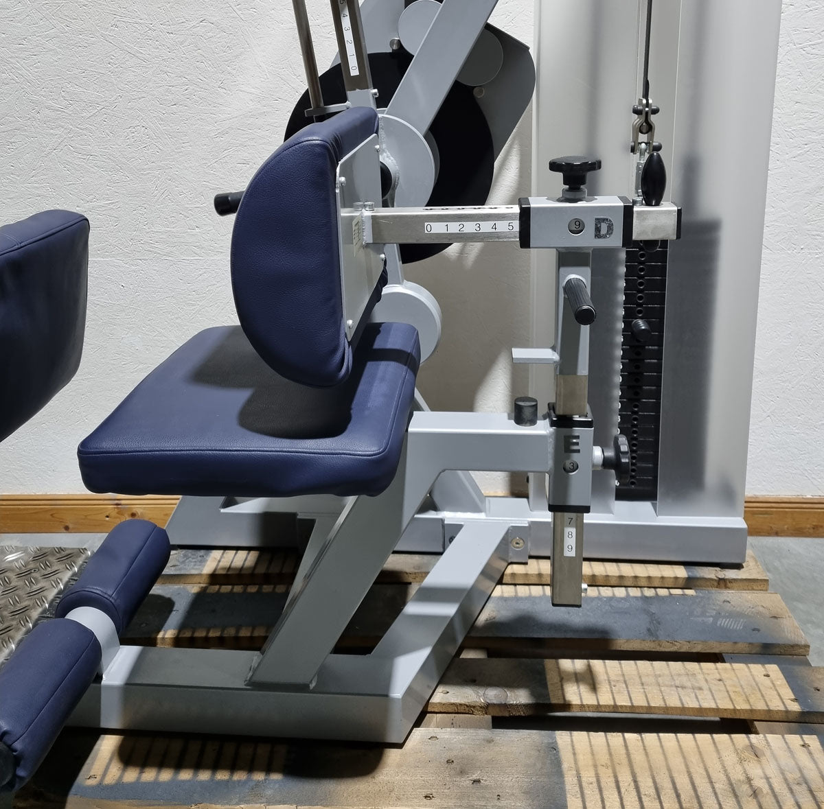 SVG Bauchbeuger / Rückenstrecker, Bauchmaschine und Rückenmaschine Kombigerät 2 in 1, MPG, gebraucht - überholter Zustand