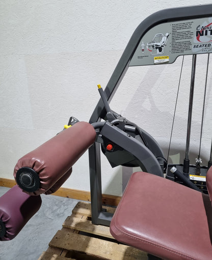 Nautilus Nitro Beinstrecker und Beinbeuger sitzend, 2 Geräte im Set, Leg Curl and Leg Extension seated, Rahmenfarbe Anthrazit, gebraucht - überholter Zustand