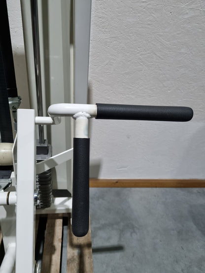 Competition Line, Rudern mit Bruststütze und Einstiegshilfe, Row, Lat-Rudern, Rahmenfarbe Weiß, gebraucht - überholter Zustand