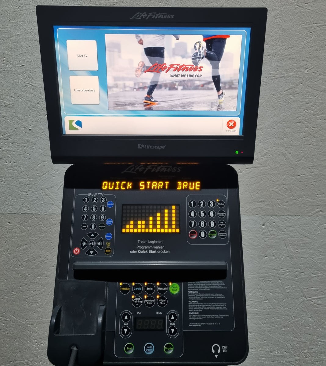 Life Fitness Recumbent, recumbent bike, Integrity Series, LED console, used - refurbished condition