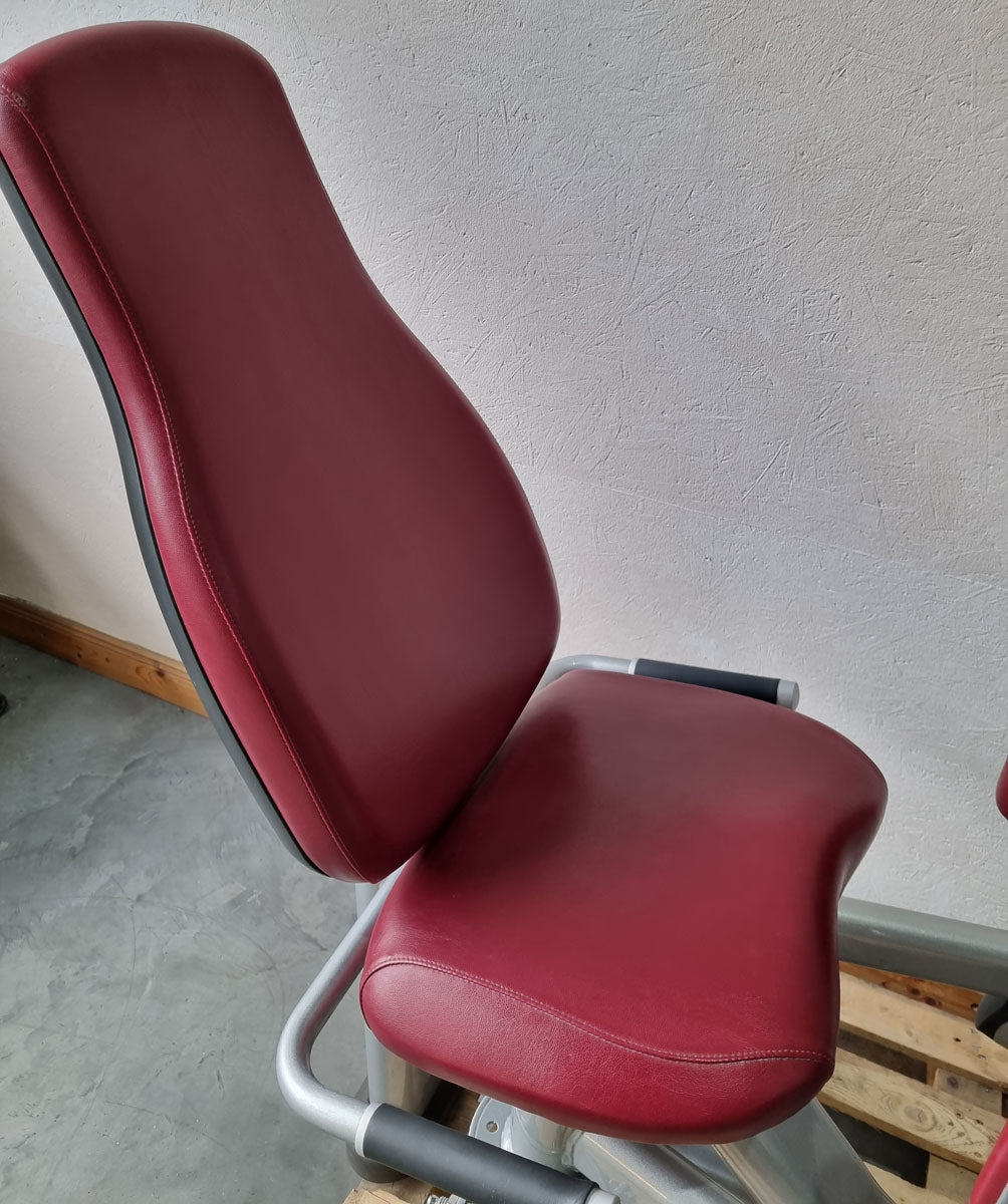 Life Fitness Abductor Machine, Hip Abduction Abductor, Signature Series, Frame Color Silver, Used - Refurbished Condition