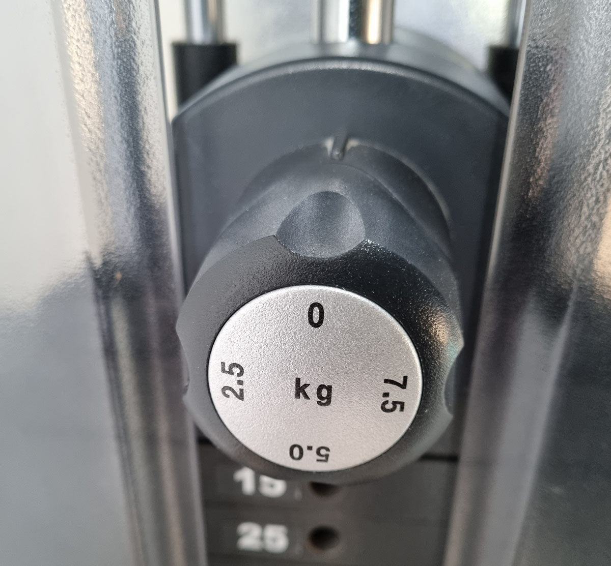 Life Fitness Abductor Machine, Hip Abduction Abductor, Signature Series, Frame Color Silver, Used - Refurbished Condition