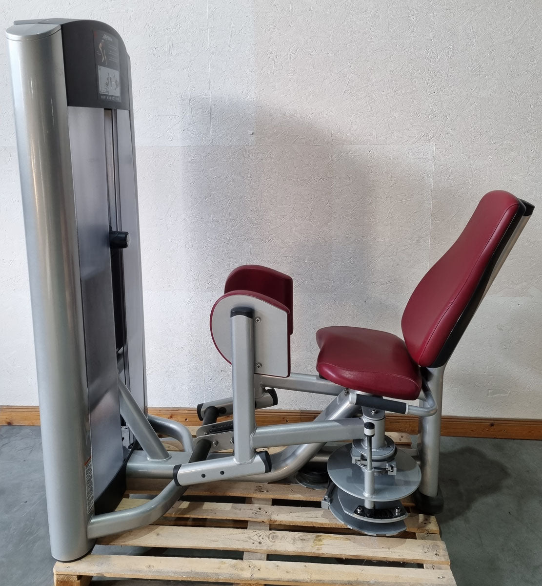 Life Fitness Abductor Machine, Hip Abduction Abductor, Signature Series, Frame Color Silver, Used - Refurbished Condition