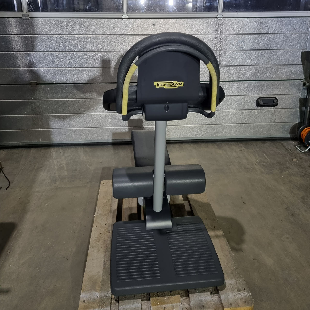 Technogym 2er Set Flexability Posterior und Flexability Anterior - Dehngeräte für Beine und Waden, gegen Rückenschmerzen, Dehnungsapparat, Rahmenfarbe Silber, gebraucht - guter Zustand