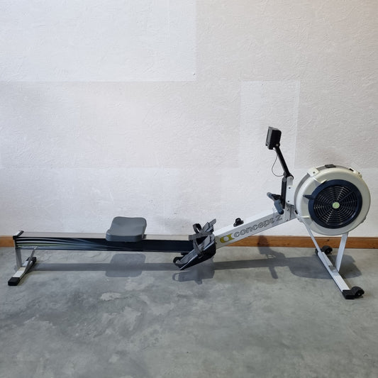 Concept2 Rudergerät Modell D mit PM3 Monitor - Farbe Hellgrau - gebraucht - geprüfter Zustand
