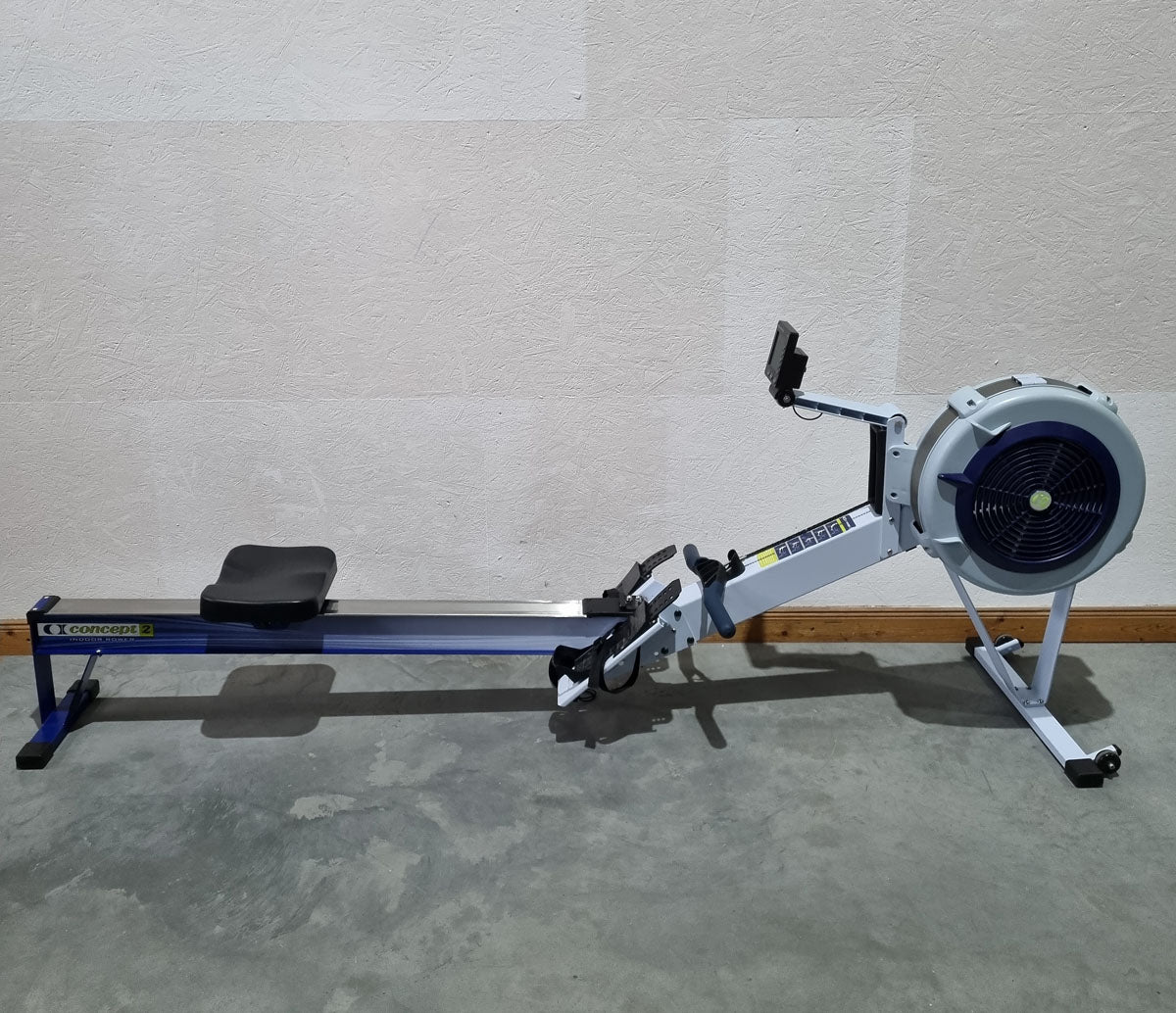 Concept2 Rudergerät mit PM5 Monitor - Farbe Blau - gebraucht - geprüfter Zustand