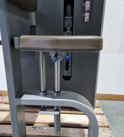 Milon Milcanic biceps machine, biceps arm curl machine, arm curler, rotating handles, silver frame, used - display piece - top condition