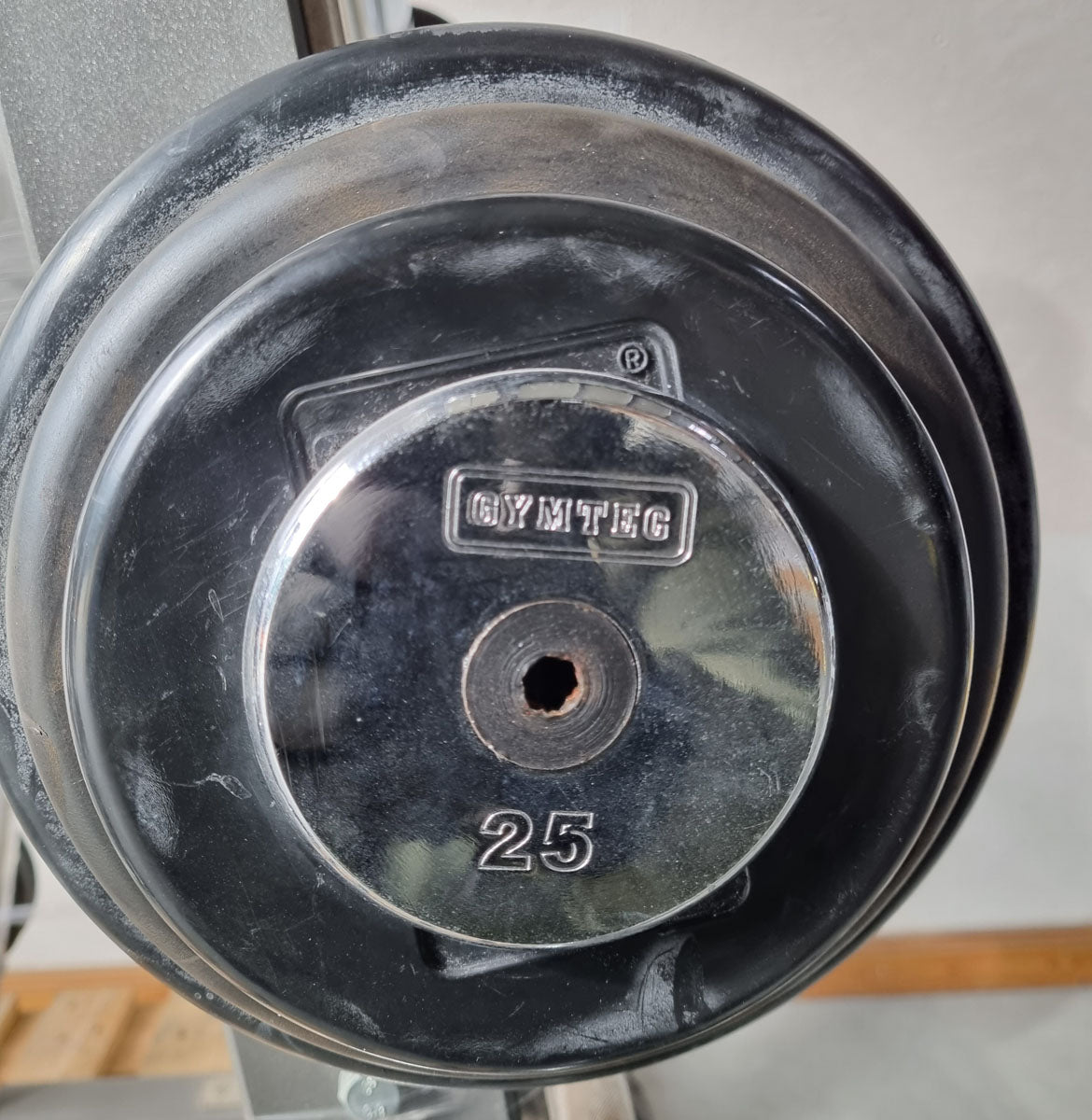 Barbell compact set 12.5 kg to 32.5 kg in 2.5 kg increments, 9 pieces in total, similar to SZ barbells, including stand from Gymleco, stand color silver, used