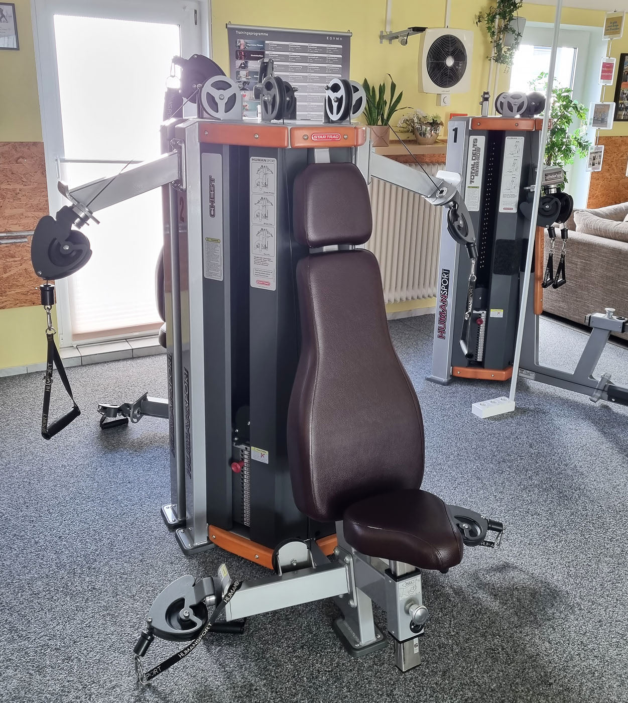 StarTrac Human Sports Line circuit, 6 strength machines in a set, used, refurbished condition
