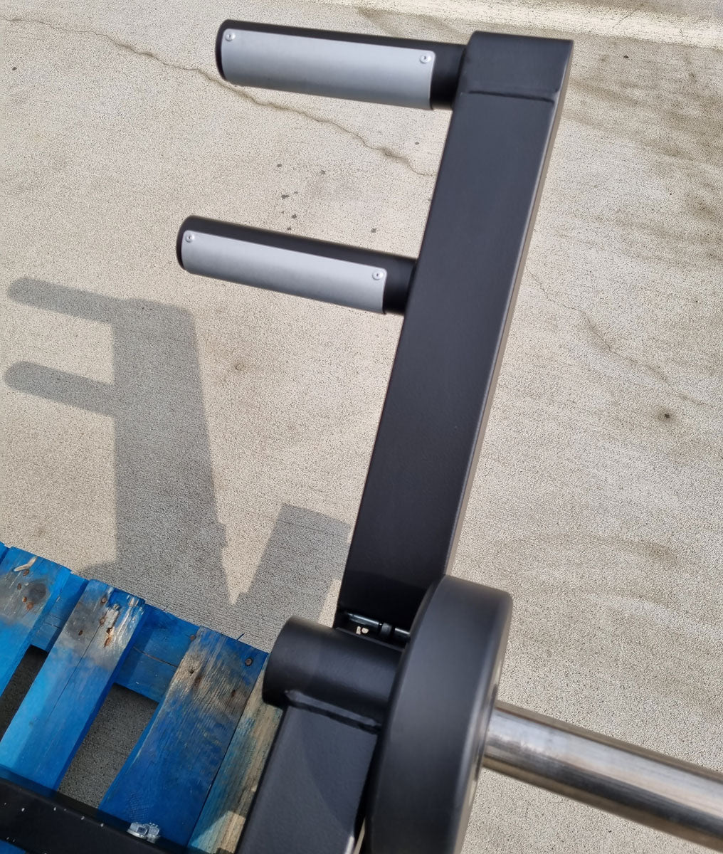 Technogym Pure Pullover, Überzugmaschine Plate loaded, Pure Strength Serie Scheibenaufnahme, Rahmenfarbe Schwarz, gebraucht - überholter Zustand