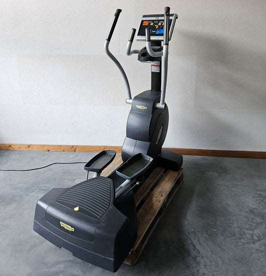 Technogym Crossover similar to Wave Excite Line Stepper Inliner Ski Elliptical Trainer, Unity Touch Display, used - refurbished condition