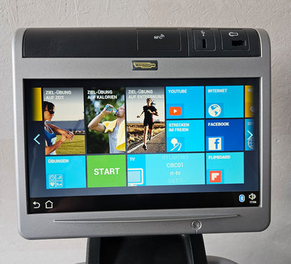 Technogym Crossover ähnlich Wave Excite Line Stepper Inliner Ski  Ellipsentrainer, Unity Touch Display, gebraucht - überholter Zustand