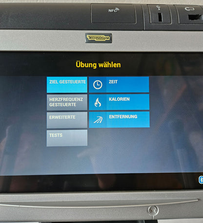 Technogym Crossover ähnlich Wave Excite Line Stepper Inliner Ski  Ellipsentrainer, Unity Touch Display, gebraucht - überholter Zustand