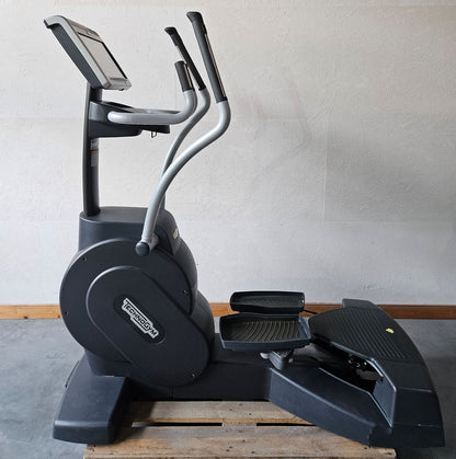Technogym Crossover ähnlich Wave Excite Line Stepper Inliner Ski  Ellipsentrainer, Unity Touch Display, gebraucht - überholter Zustand
