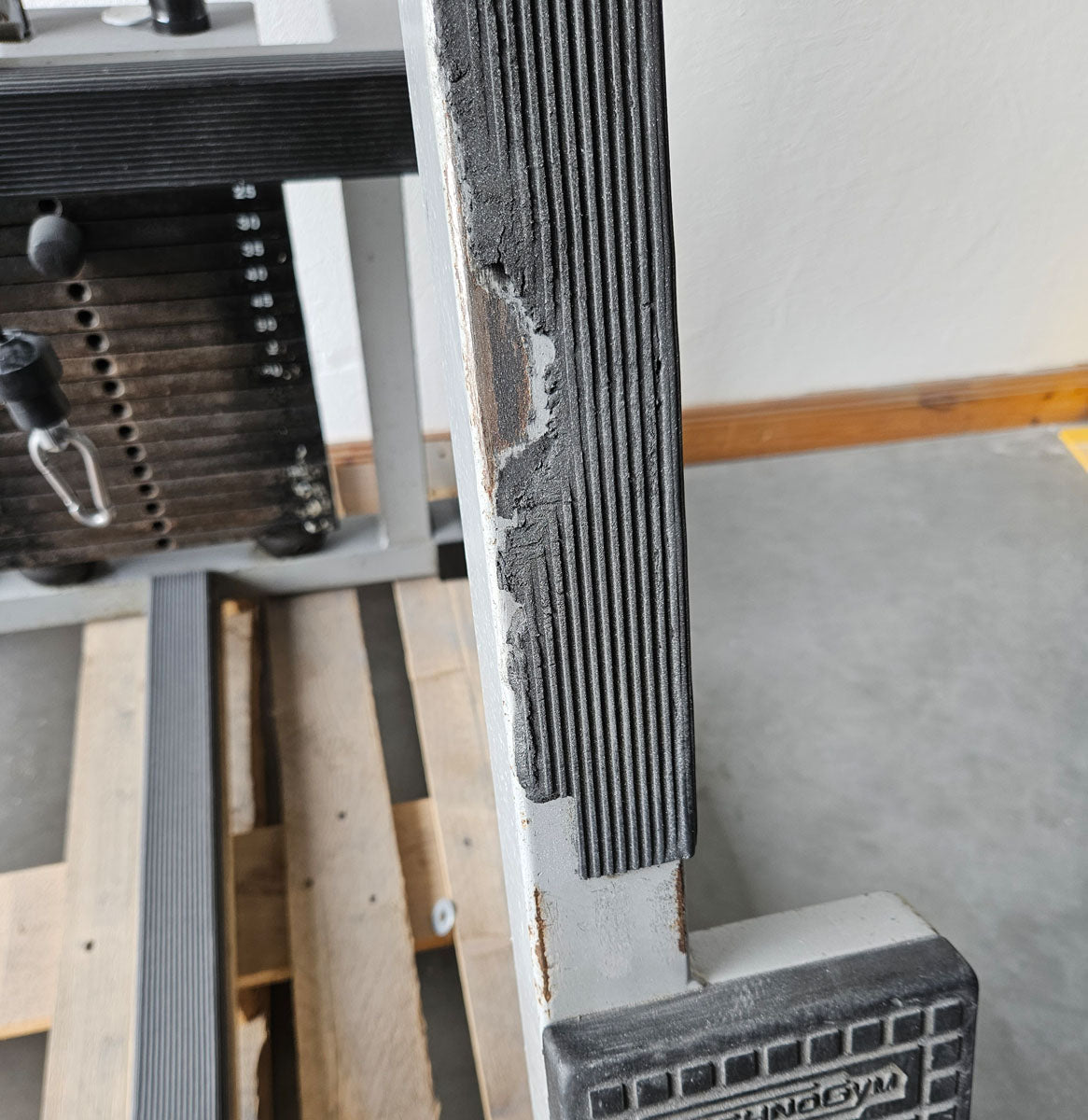 Technogym Rudern am Kabel, Ruderzug Turm, Long Pulley Row, Ruderstation, Silverline, Oldschool Bodybuilding, gebraucht - mit Gebrauchsspuren