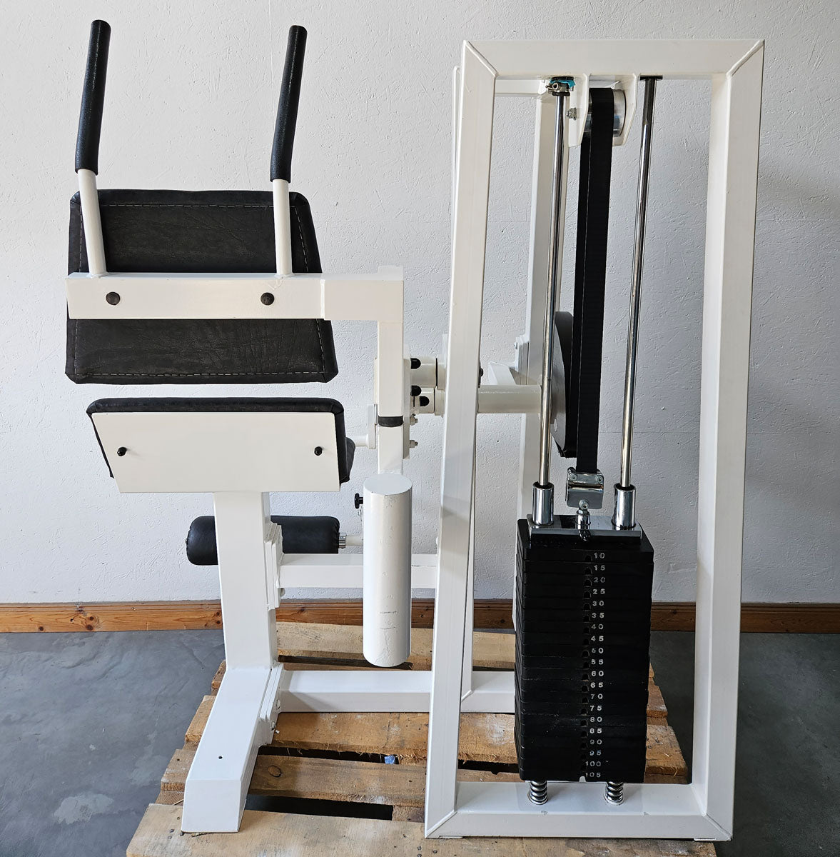 Gym80 Abdominal Machine, Jackknife, Abdominal Crunch, Oldschool Bodybuilding Strength Equipment - Edition or Classic Line, Frame Color White, Used with Signs of Wear