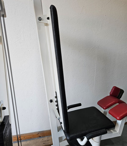 Gym80 Abductor Machine, Hip Abductor, seated, Oldschool Bodybuilding Strength Equipment - Edition or Classic Line, frame color white, used with signs of wear