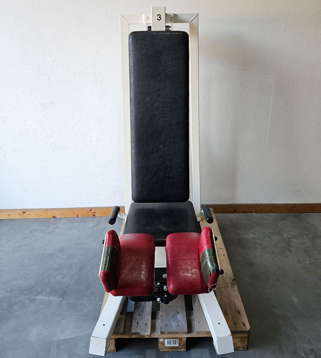 Gym80 Abductor Machine, Hip Abductor, seated, Oldschool Bodybuilding Strength Equipment - Edition or Classic Line, frame color white, used with signs of wear