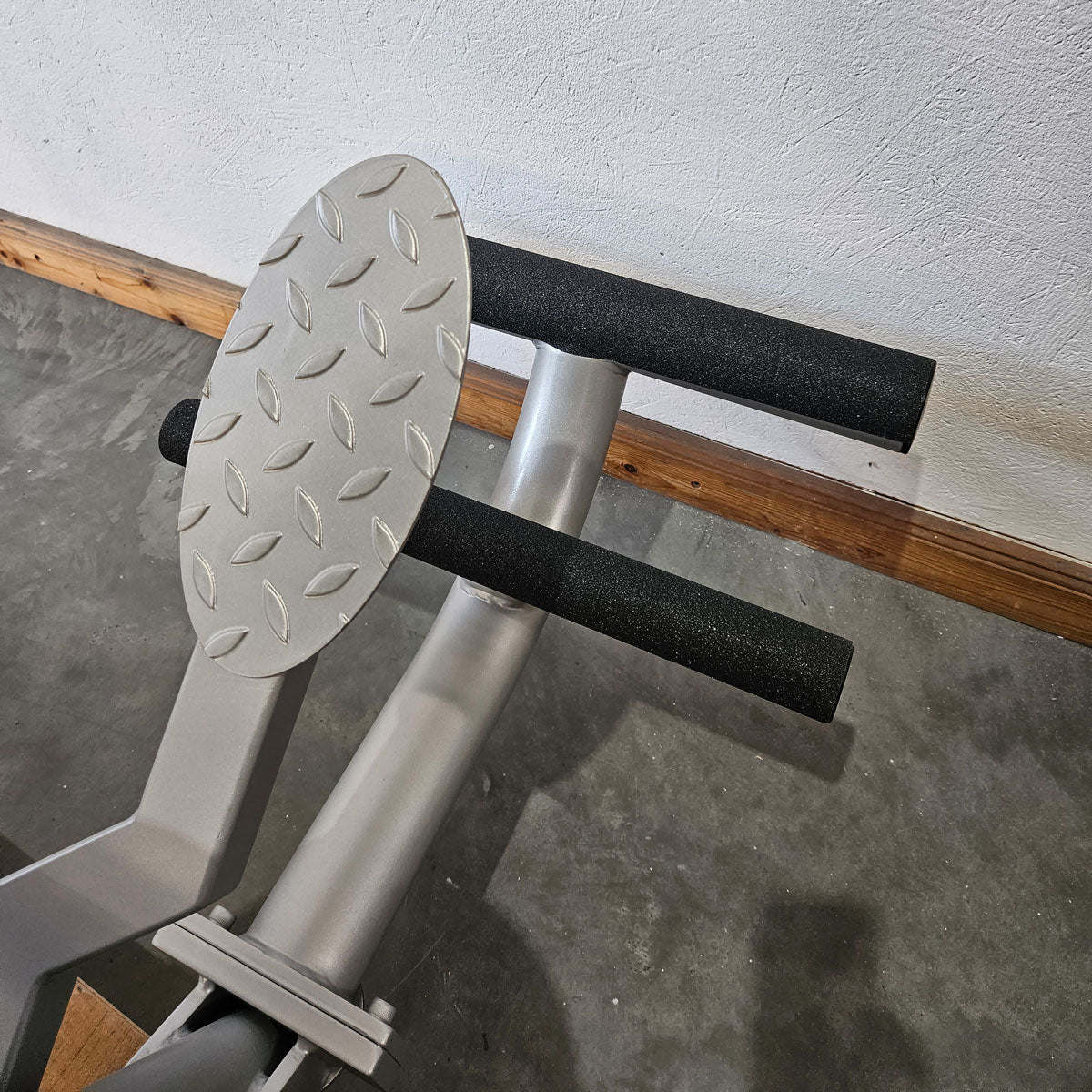 Proxowell bzw Proxomed Bankdrückmaschine, Brustpresse, Chestpress, 100kg Gewichtsblock, Compass bzw C-Well Serie, Rahmenfarbe Silber, gebraucht - überholter Zustand