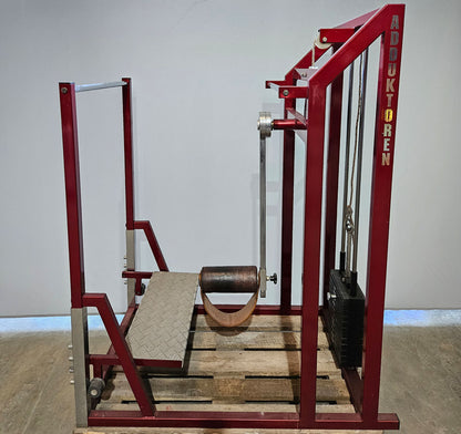 Bruns Multihip, Kickmaschine, Hüftpendel, Oldschool Bodybuilding, Rahmenfarbe Rot, gebraucht mit Gebrauchsspuren