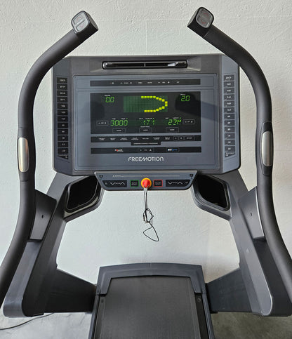 Freemotion Fitness Laufband i10.9 Incline Trainer Treadmill i11.9 , extreme Steigung bis 30% möglich, Baujahr 2019 - Top Zustand