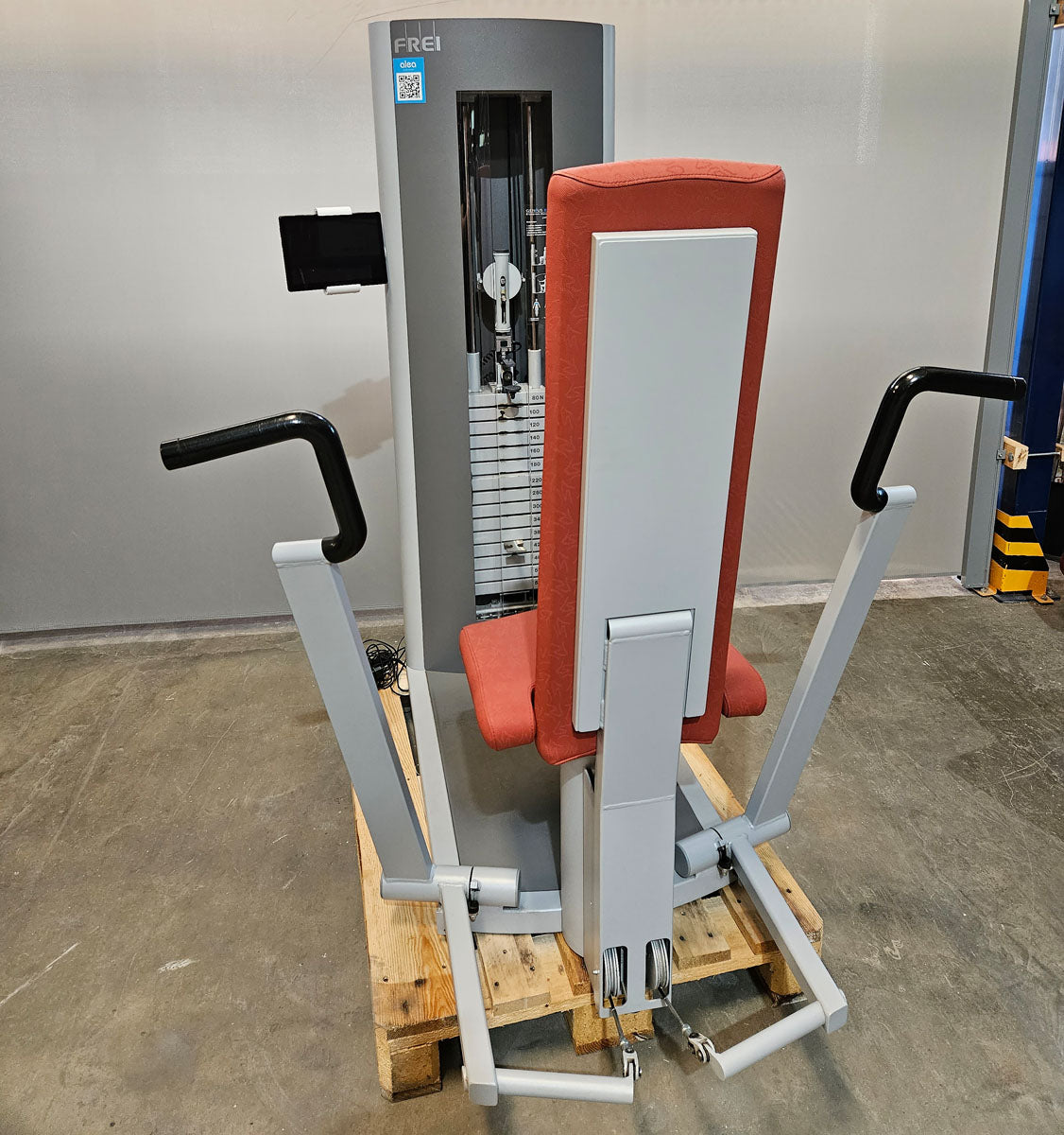 Frei Genius Eco 12er Gerätesatz, Optional mit smarten Displays, MPG, KGG, MED Zulassung, 12 Kraftgeräte im Set, Medical Physio Serie, Silber, gebraucht - überholter Zustand