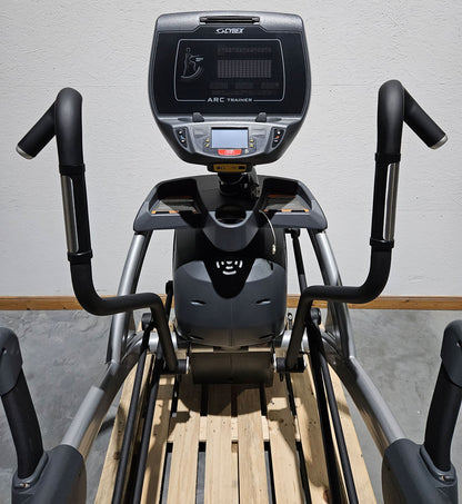 Cybex Arc Trainer 771AT Total Body, cross trainer, elliptical trainer with height-adjustable ramp, stepper, LED and touch display, frame color silver, used - refurbished condition