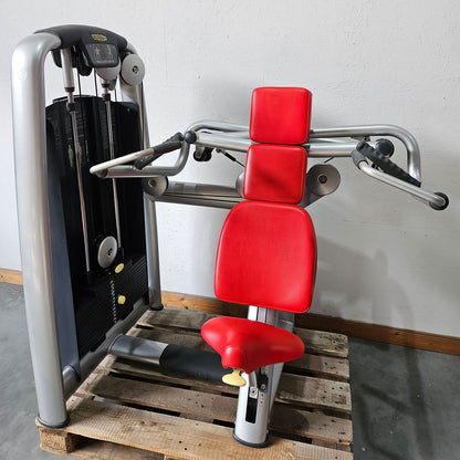 TechnoGym 18 Kraftgeräte im Set, Selection Line, Strength Machines with Stack Weight, Polster Rot, gebraucht - überholter Zustand