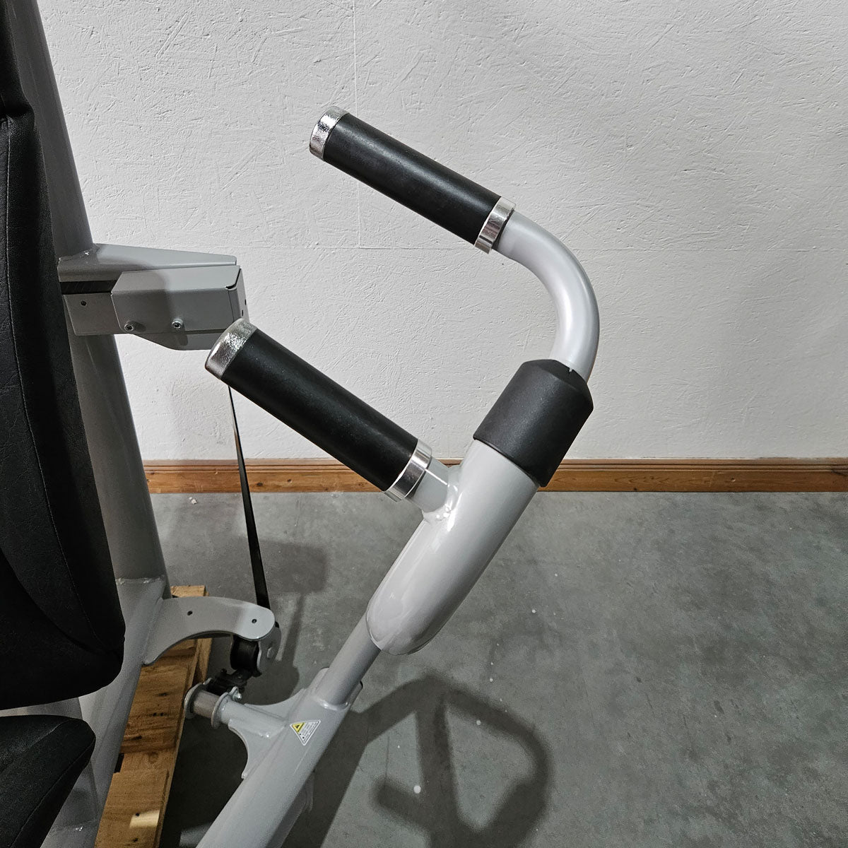 Sportsart Brustpresse DUAL S915 A915 N915, Independent Chest Press, Bankdrückmaschine Bilateral, Rahmenfarbe Silber, gebraucht - überholter Zustand