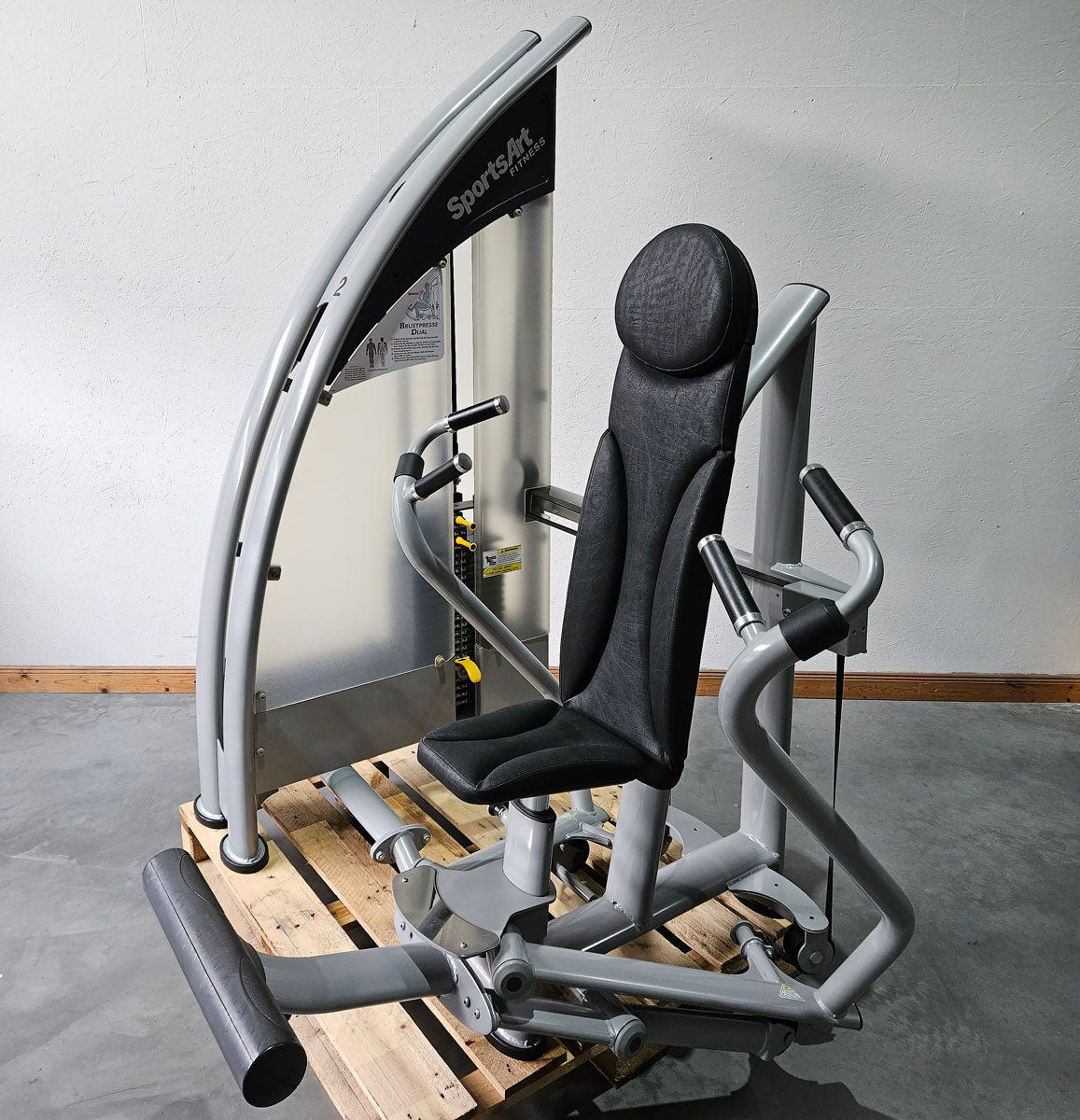 Sportsart Brustpresse DUAL S915 A915 N915, Independent Chest Press, Bankdrückmaschine Bilateral, Rahmenfarbe Silber, gebraucht - überholter Zustand