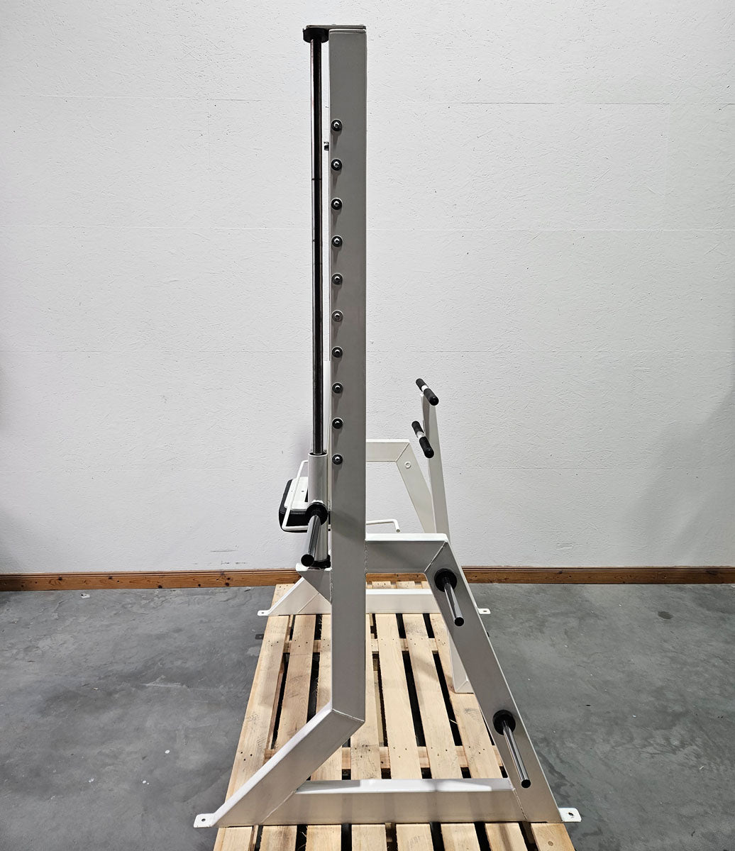 Astro Sport Multipresse für Kniebeugen, geführt, Squat Smith Machine, Oldschool Bodybuilding, Rahmenfarbe Weiß, gebraucht - überholter Zustand