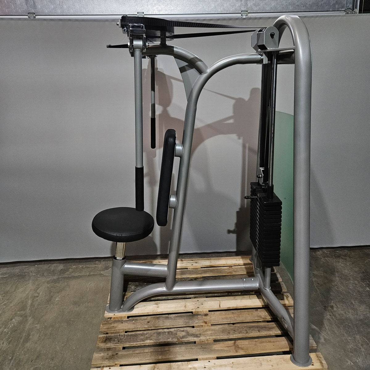 AS Sport bzw Proxowell Butterfly und Reverse, 2 in 1 KOMBIMASCHINE, Brust-Haltungsstabilisator, Rahmenfarbe Silber, gebraucht - überholter Zustand