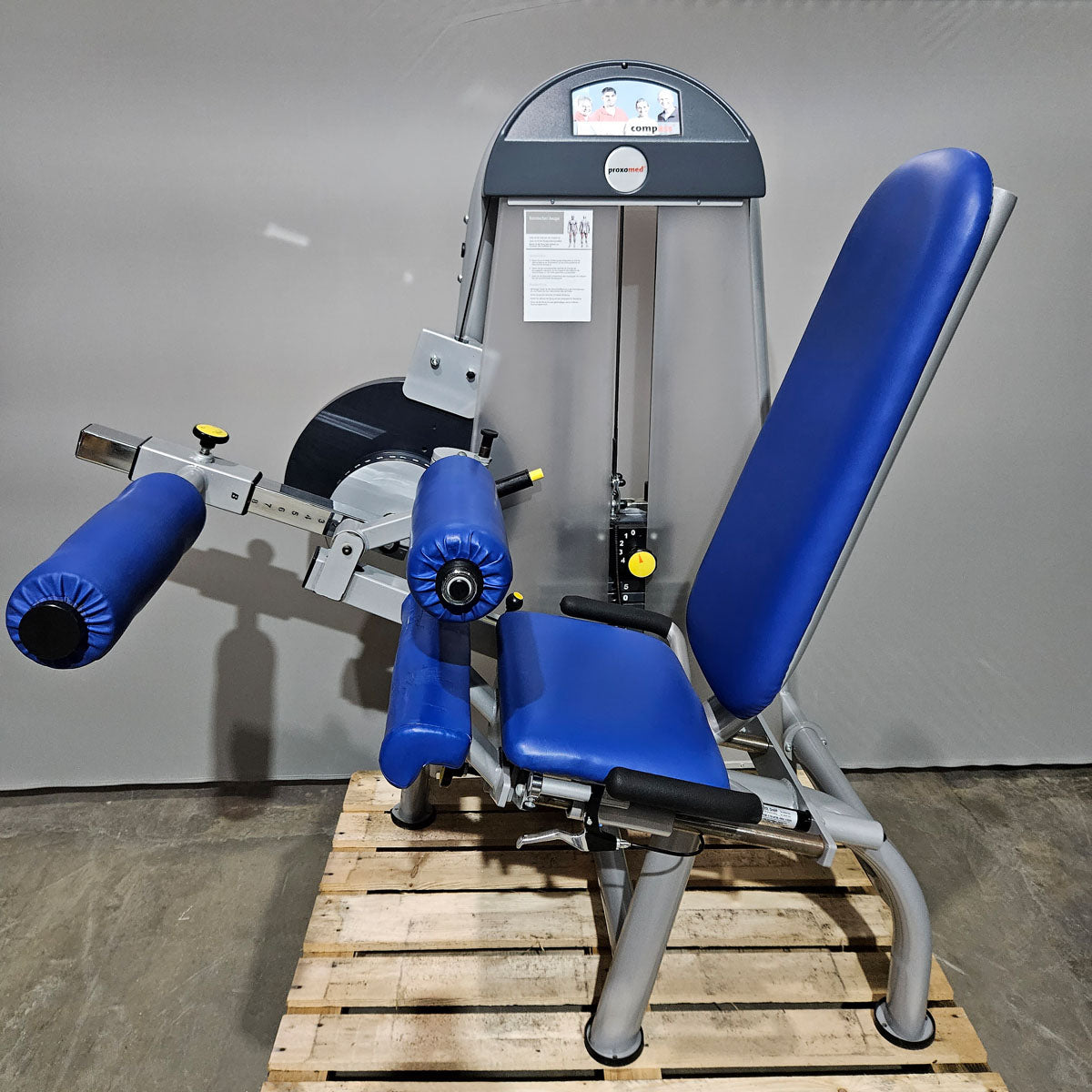 Proxomed Compass 530 Beinstrecker und Beinbeuger sitzend Kombigerät 2 in 1, Leg Curl and Leg Extension, MPG, Reha, Rahmen Silber, gerbaucht - überholter Zustand