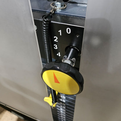 Proxomed Compass 530 Beinstrecker und Beinbeuger sitzend Kombigerät 2 in 1, Leg Curl and Leg Extension, MPG, Reha, Rahmen Silber, gerbaucht - überholter Zustand